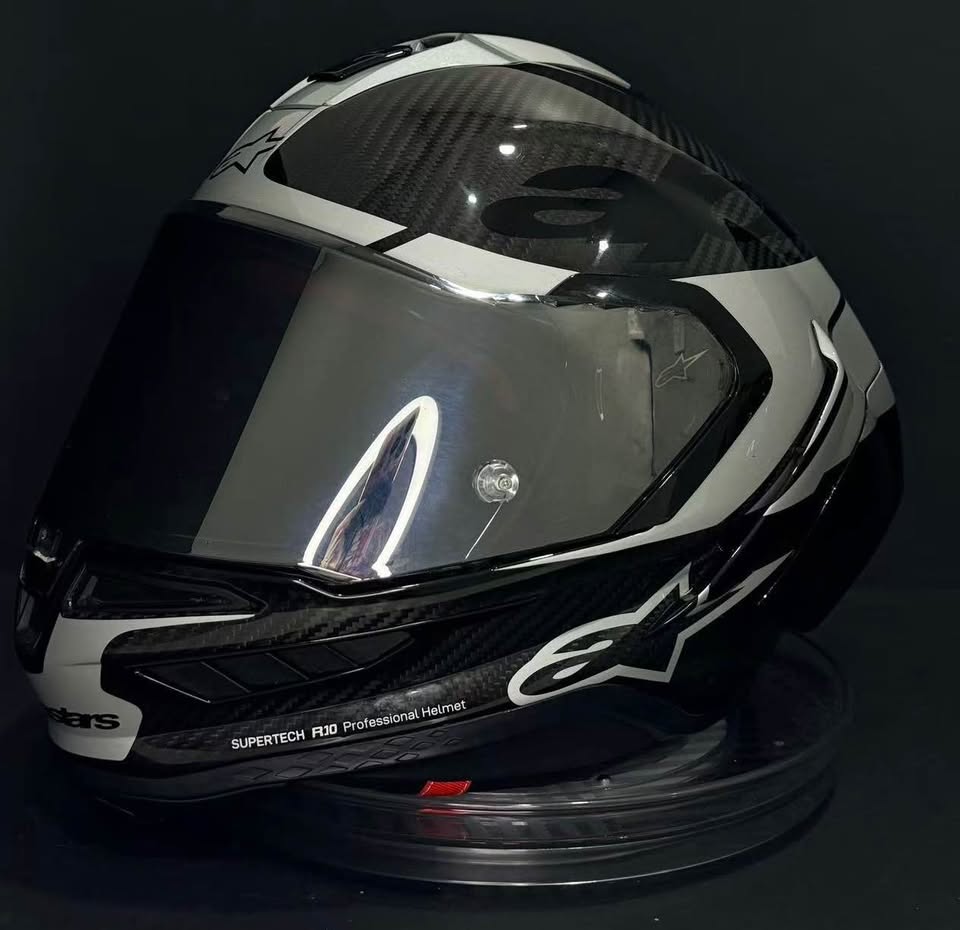Alpinestars Supertech R10 Carbon - Size L