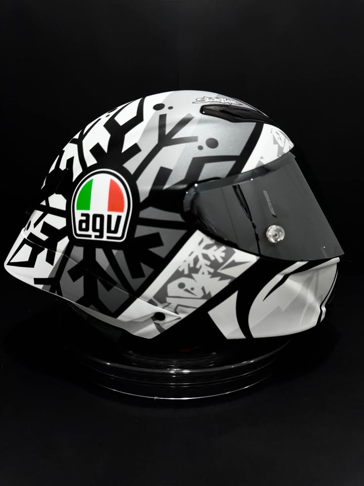 AGV Pista GP RR 2021 Winter Test – Joan Mir