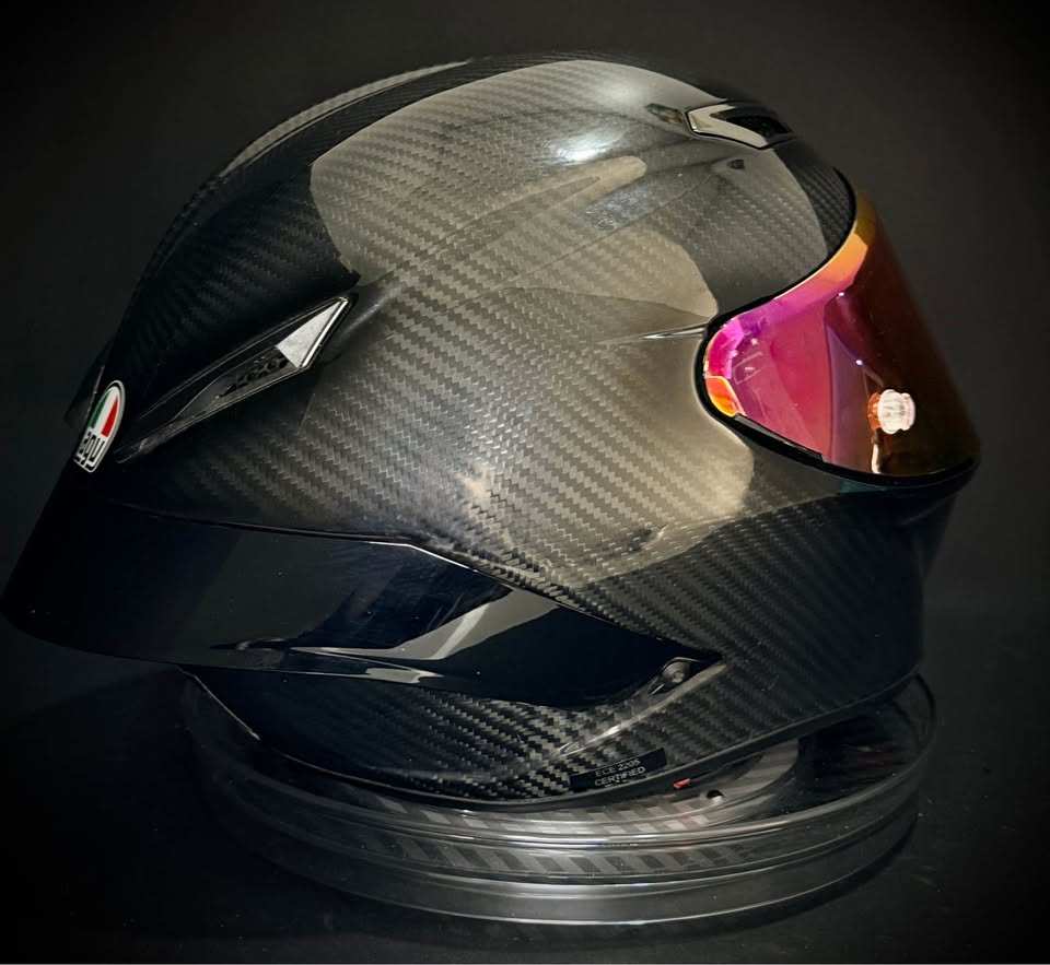 AGV Pista GP RR Carbon Gloss Black – Size L